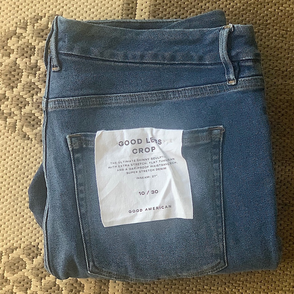 Brand New… Good American…Good Legs Crop…10/30
